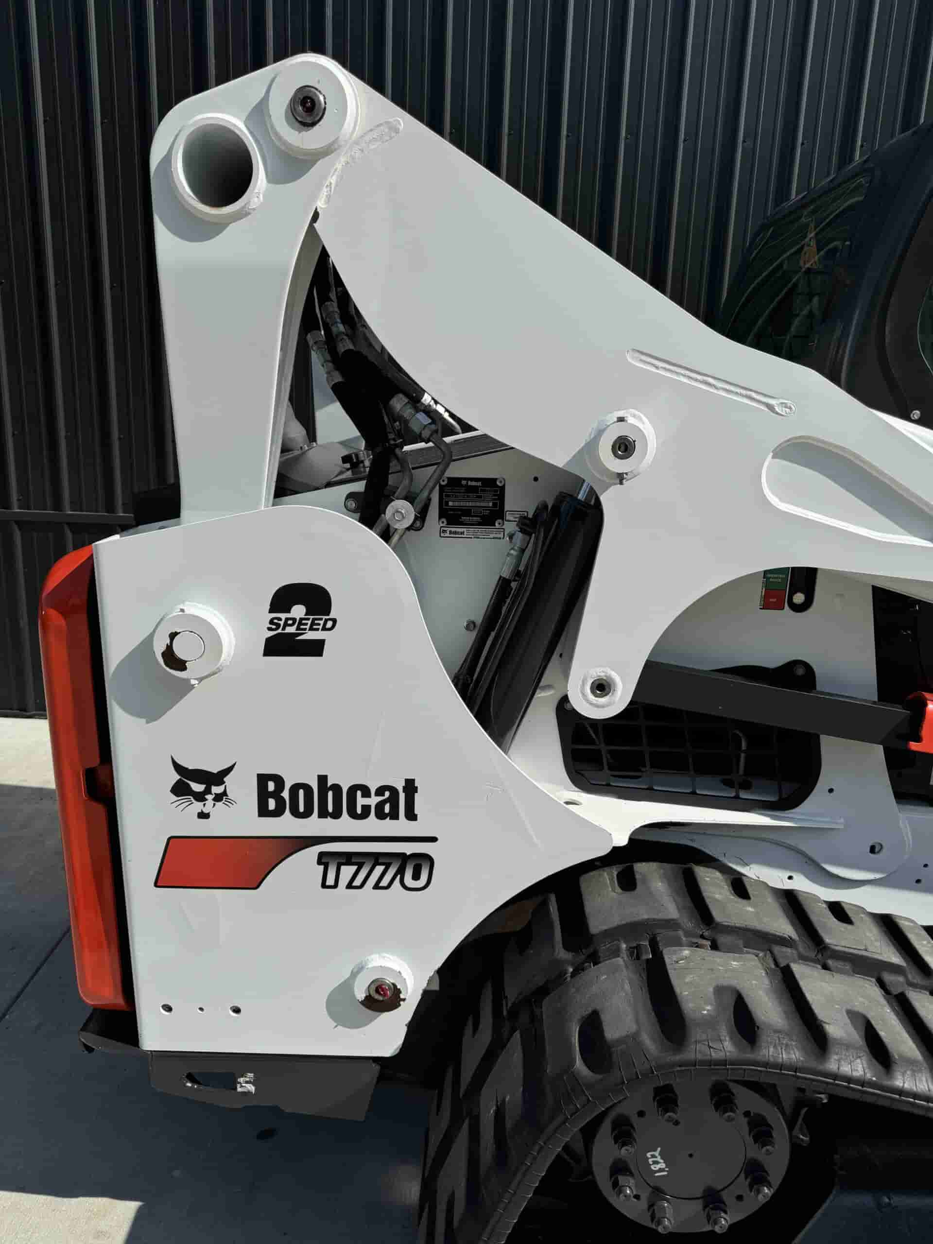 2017 BOBCAT T770 CLEAN
